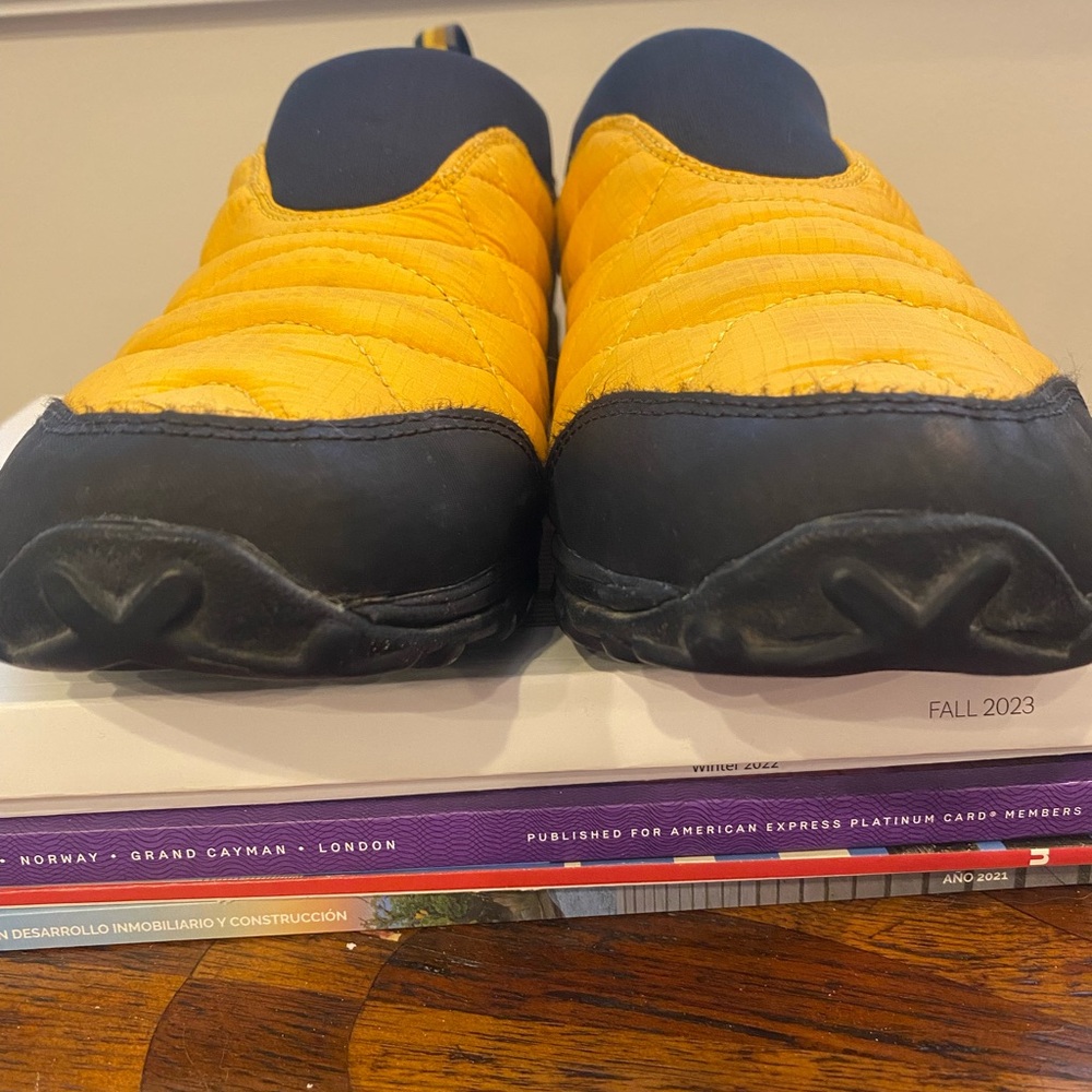 Merrell Yellow and Black womens Shoes - Picture 5 of 8
